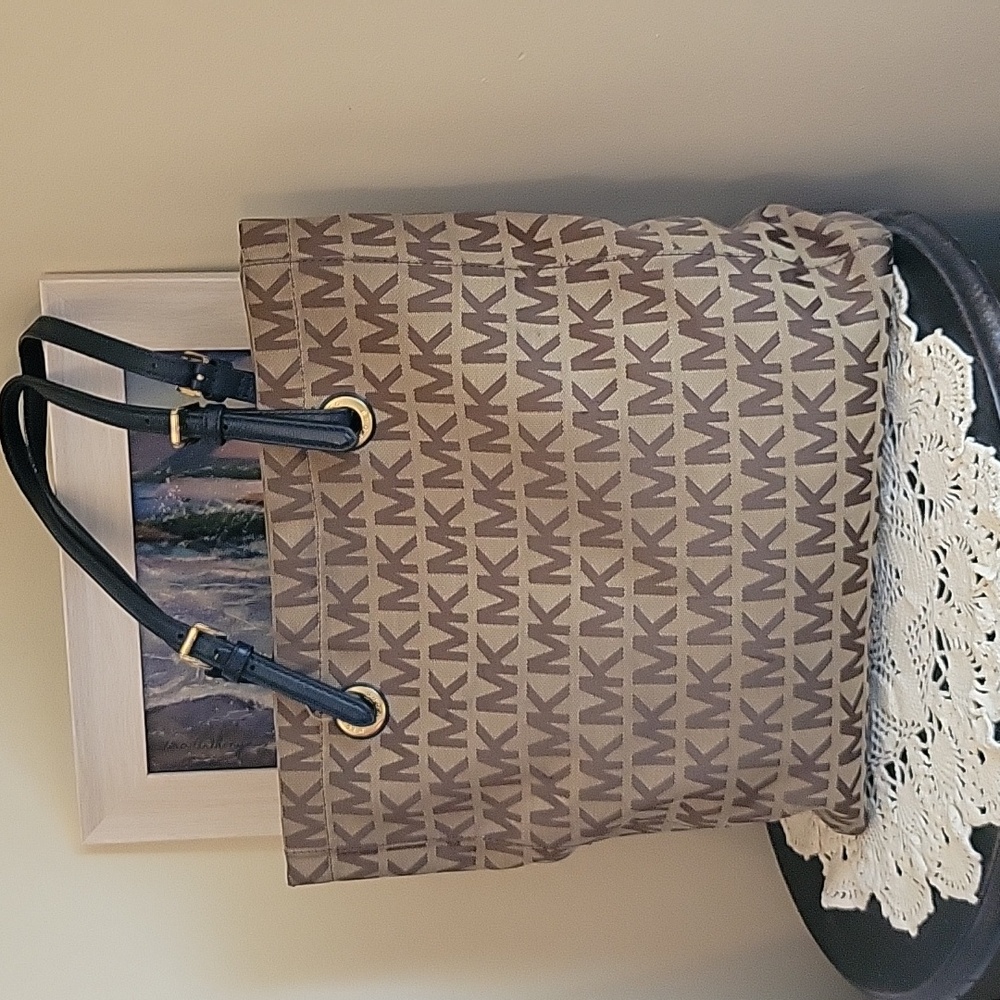 Michael kors signature Jacquard tote.